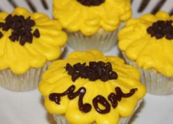 Lemon Chocolate Chip Cupcakes