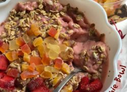 Tropical Smoothie Bowl